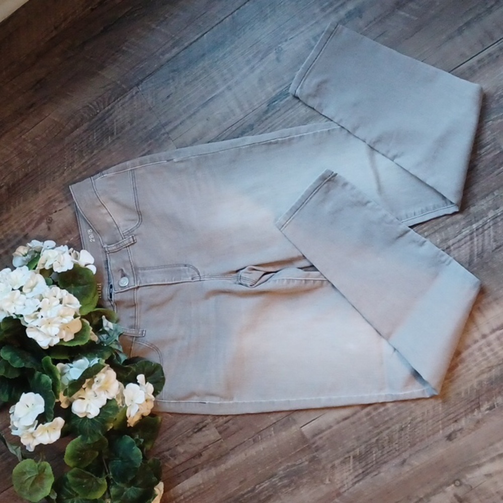 Jegging jeans by a.n.a
